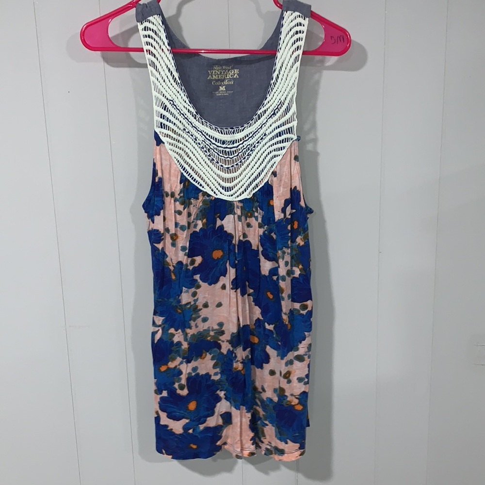 Nine West Floral Marbled Sleeveless Tank Top Lace Neckline Size Medium
